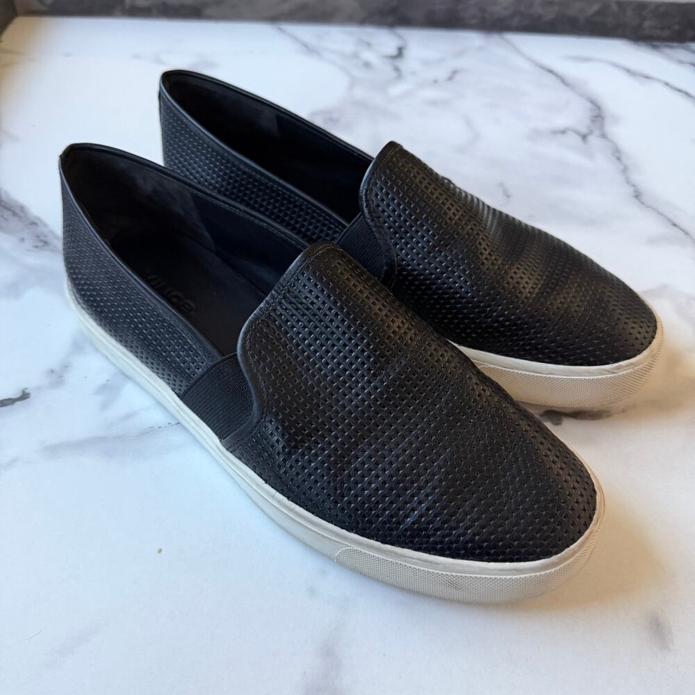 Vince Blair Black Perforated Leather Slip-On Flats Size 8.5 - Picture 2 of 8